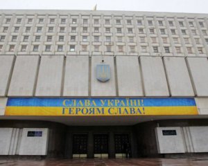 Після критичної оцінки ЦВК щодо виборів в ОРДЛО &quot;слуги&quot; заговорили про порушення в комісії