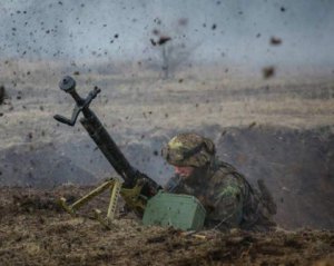 Война в разгаре - российские оккупанты ранили наших военных