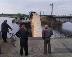 На Днепропетровщине произошел обвал моста: подробности