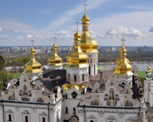 Забрати Києво-Печерську лавру в російської церкви: Зеленський відреагував на петицію