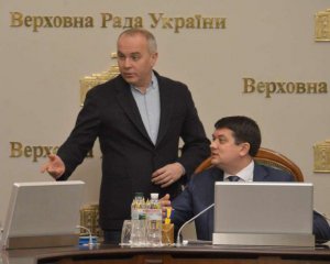 Разумков намекнул, что украинского языка в Украине может стать меньше