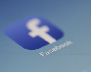 Сбой в работе Facebook задел Украину