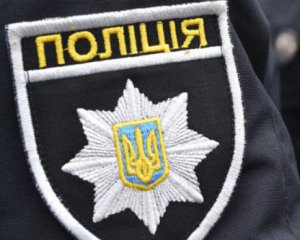 Порізали і розстріляли: у власному дворі знайшли вбитими співмешканців