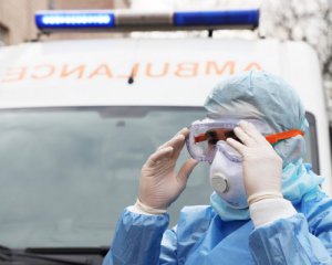 На Львівщині від коронавірусу помер фельдшер швидкої допомоги
