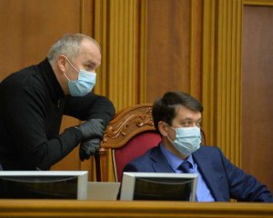 Разумков відповів, що хоче міняти в мовному законі