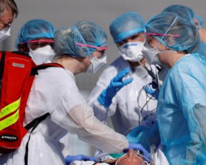 7 медиків підхопили Covid-19 від пацієнтки з переломом