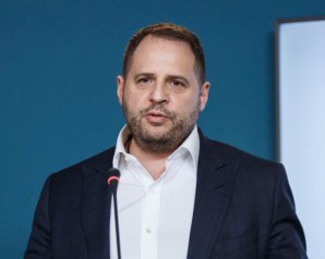 Єрмак у Німеччині поскаржився на "Мінськ"