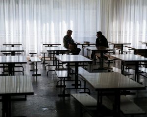 У столичних школах скасували випускні іспити