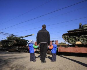 Оккупанты в Крыму отрабатывают наступательные действия
