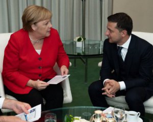 Зеленский и Меркель вновь обсудили Донбасс