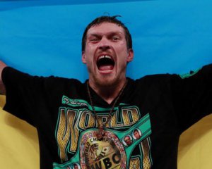 Джошуа повинен битися з Усиком перед поєдинком із Ф&#039;юрі — президент WBO