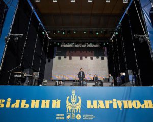 Президент привітав Маріуполь з днем визволення