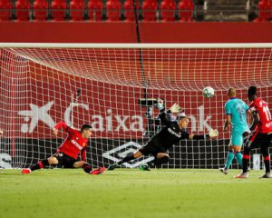 "Барселона" розгромила "Мальорку" в першому матчі після карантину