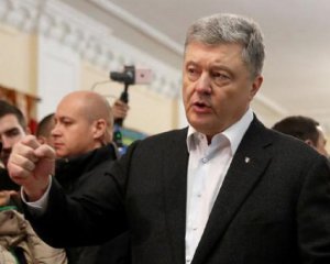 Порошенко в суді про держзраду Януковича обурився спробам виправдати Росію за анексію Криму