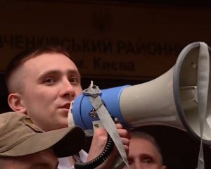 &quot;Нам хоть не 42, но мы тоже не лохи&quot; - Стерненко обратился к Зеленскому