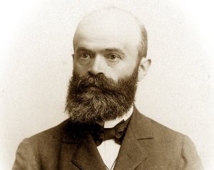 Письменник потрапив за ґрати