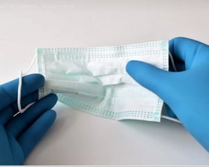 Для масок є винятки, а рукавички - не потрібні: Ляшко розвіяв коронавірусні міфи