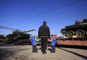 Бойовики витягли за лінію розмежування понад 100 одиниць важкого озброєння