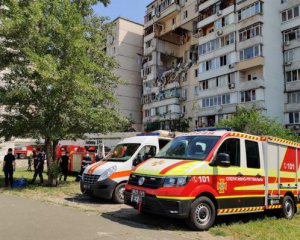 Взрыв на Позняках: под завалами больше не ищут людей