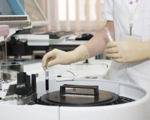 Плюс 1109 за добу: Україна встановила страшний рекорд за кількістю хворих на Covid-19