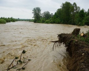 Спасатели рассказали об ущербе, который нанесла непогода