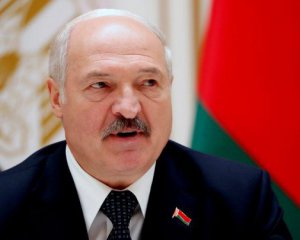 Лукашенко решил изменить конституцию Беларуси