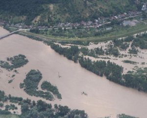 Угорщина готова допомогти Україні в ліквідації наслідків паводка