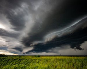 Спека і зливи: якою буде погода в Україні найближчої доби