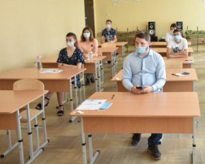 Стало відомо, скільки жителів окупованої Донеччини складали ЗНО з української мови
