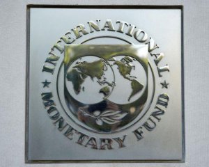 После заявления об отставке Смолия МВФ напомнил Украине о транше