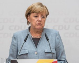 Меркель хочет, чтобы &quot;Северный поток-2&quot; достроили