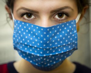 В Украине может быть более миллиона инфицированных