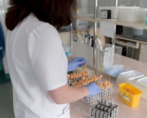 На який час українцям вистачить тестів на коронавірус
