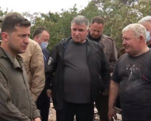 Пожары на Луганщине. Зеленский обещает пострадавшим семьям по 300 тыс. грн
