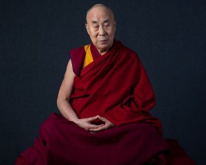 Далай-лама випустив дебютний альбом-мантру до свого ювілею