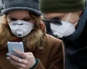 Украина может начать продавать медицинские маски за границу