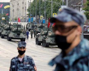 Журналист озвучил зарплаты российских офицеров на Донбассе