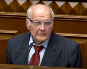 "Українська мова - основа держави. Хто проти цього - злочинець" - виступ Юхновського підняв Раду