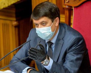 Разумков прокоментував падіння рейтингу "Слуги народу"