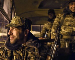 В Азербайджані масово записуються в добровольці - готуються до війни з Вірменією