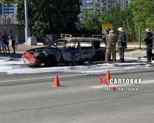 Іномарка загорілася під час руху
