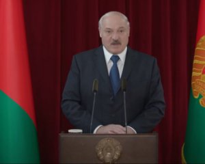 Лукашенко заявив про плани опозиції скинути його владу