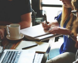 Роботи для українців за кордоном побільшало: які країни найпопулярніші