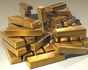 Золото рекордно подорожчало