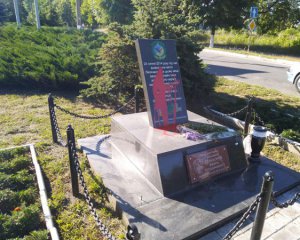 На Луганщине осквернили памятник погибшим воинам АТО