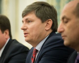 &quot;ЄС&quot; вимагає зібрати Раду через погіршення ситуації з коронавірусом