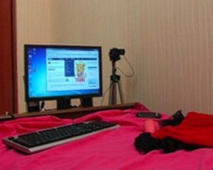 Основательницы сети онлайн-порностудий зарабатывали более 2,5 млн  в месяц