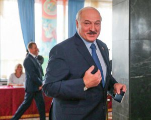 &quot;Змушені працювати по всіх фронтах&quot; - Лукашенко розповів про безпеку на виборах