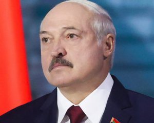 Літак сім&#039;ї Лукашенко вилетів в Туреччину
