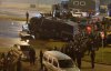 В Минске ОМОН жестоко избил пару во дворе дома: момент попал на видео (18+)